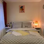 Teli\'S House