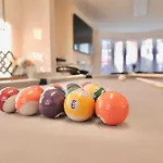 Wilton Retreat- Hot Tub, Pool Table, Parking