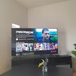 City Centre Apartment With Parking