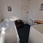 Small Studio Room Near Ocean Village