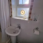 Small Studio Room Near Ocean Village