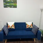 Ultra Modern Apt Free Parking