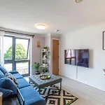 Bond Central - City Centre Oasis