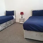 Ocean Village 6Beds 3 Bedroom W Parking