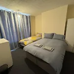 Mayflower Road Room 6