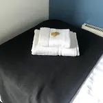 Bassett Home - Single Room And Free Parking