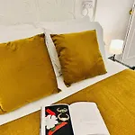 Alcantara House
