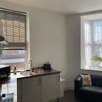 Xue Apartment To Let