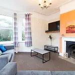 Thornbury Guest House Room 9