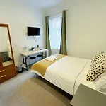 Shirley Guest House