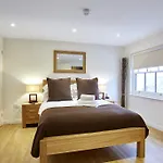 Pembroke House By Esa