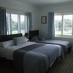 Four Seasons Guest House