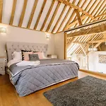 Forest Farm Barn Hampshire