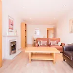 Town Or Country - Central Park Apartments