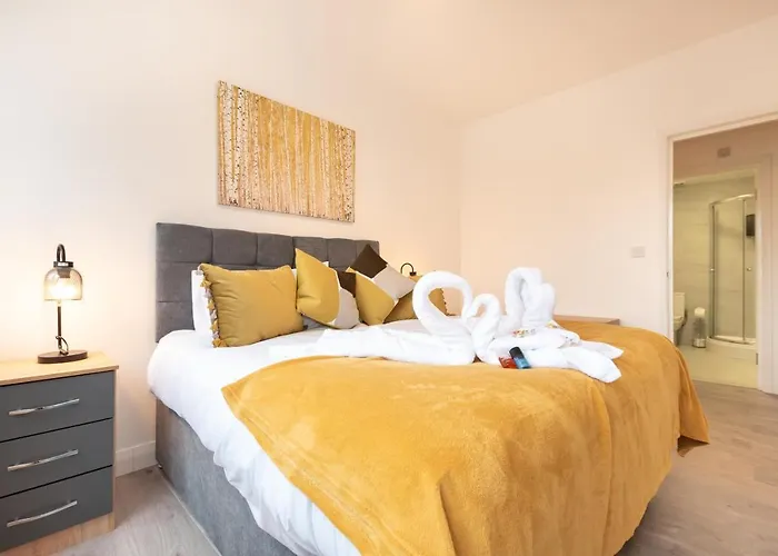 Best Price - Superb Southampton City Apartments, Single Beds Or King Size & Sofabed - Amazing Location Close To Mayflower Theatre Free Parking