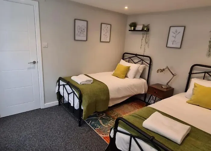 Morris Lodge, Southampton - 1 Bedroom, Free Wifi & Parking