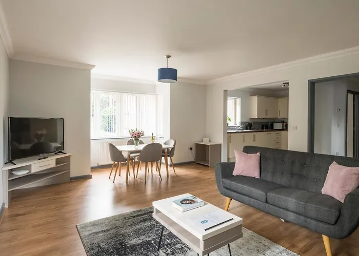 Bassett Green Road, Southampton By Viridian Apartments
