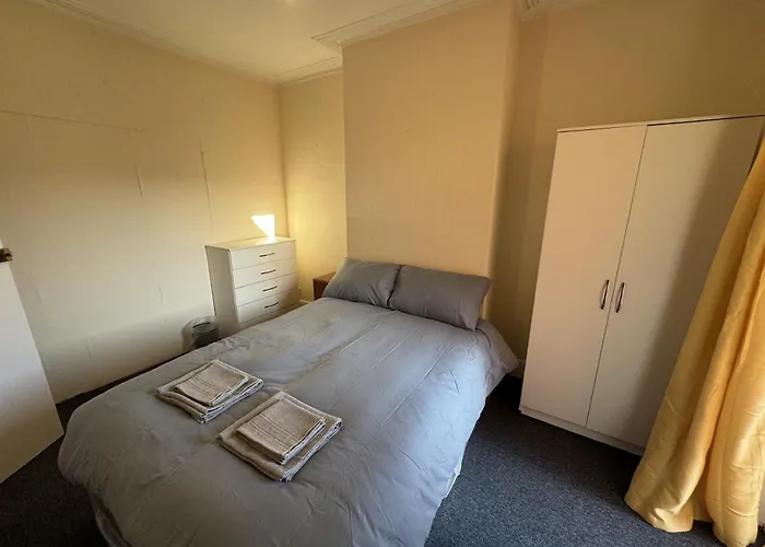 Mayflower Road Room 2