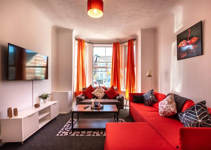 Southampton Contractor Free Parking Town Centre Wifi 5 Bedrooms Sleeps 11