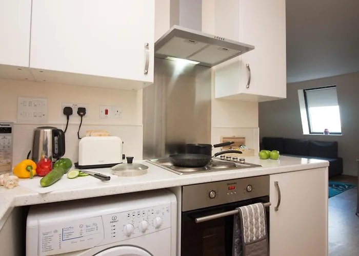 Castle Point Apartments Southampton Premier Lodge