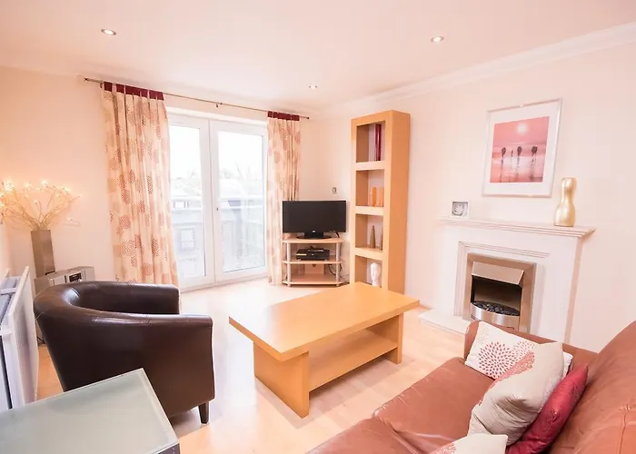 Town Or Country - Central Park Apartments