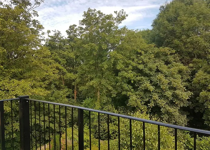 Lakeview Apartments