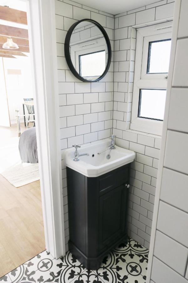 The Annexe - Private, Self-contained With Parking * Southampton