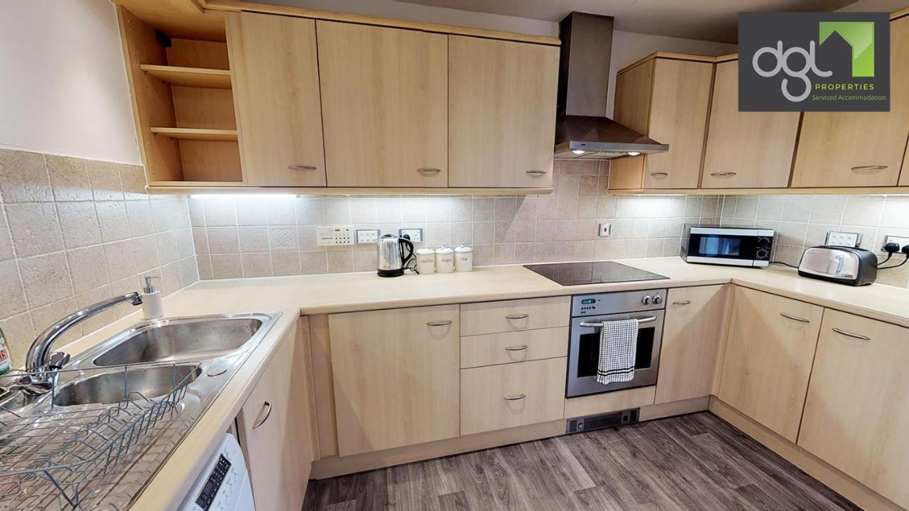 2 Bedroom Dgl Serviced City Centre Apartment *