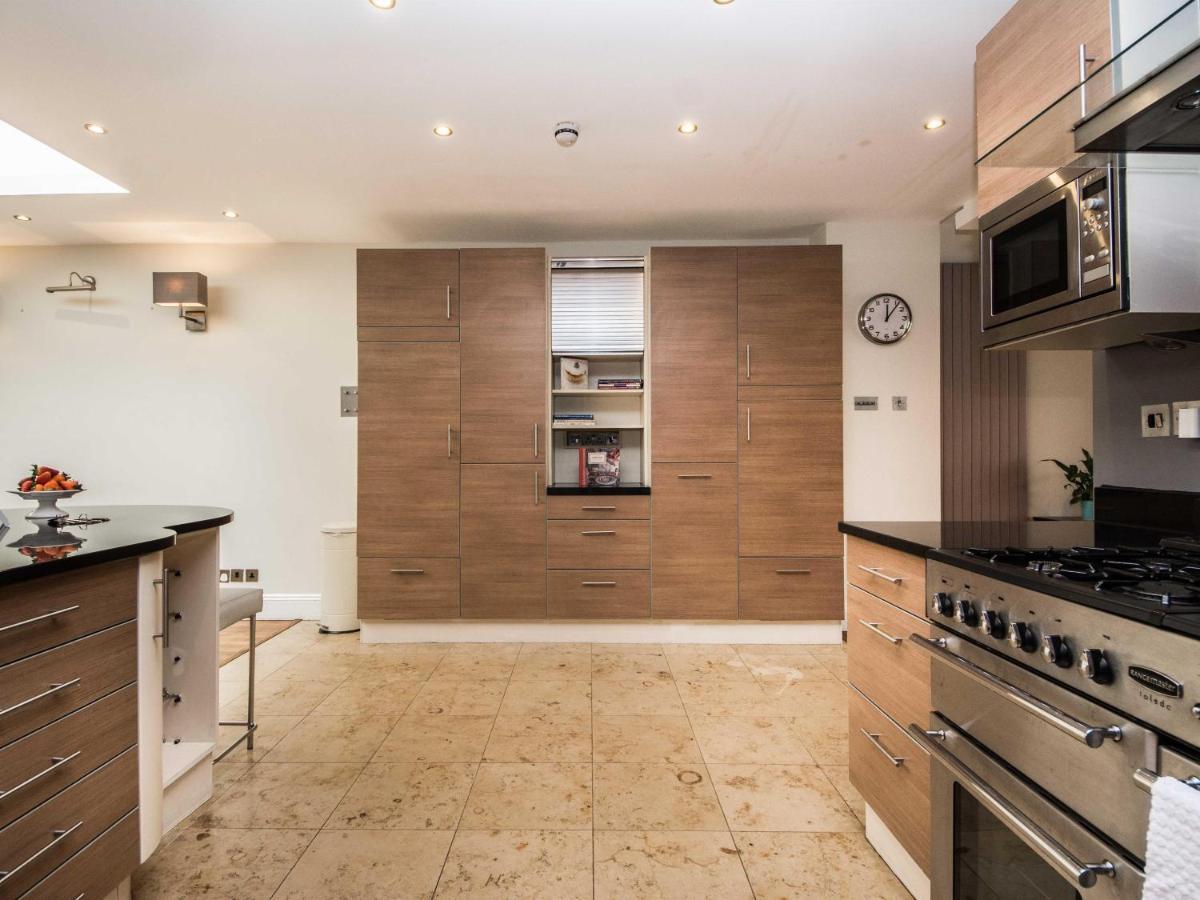 Apartment 31 Queens Terrace Southampton