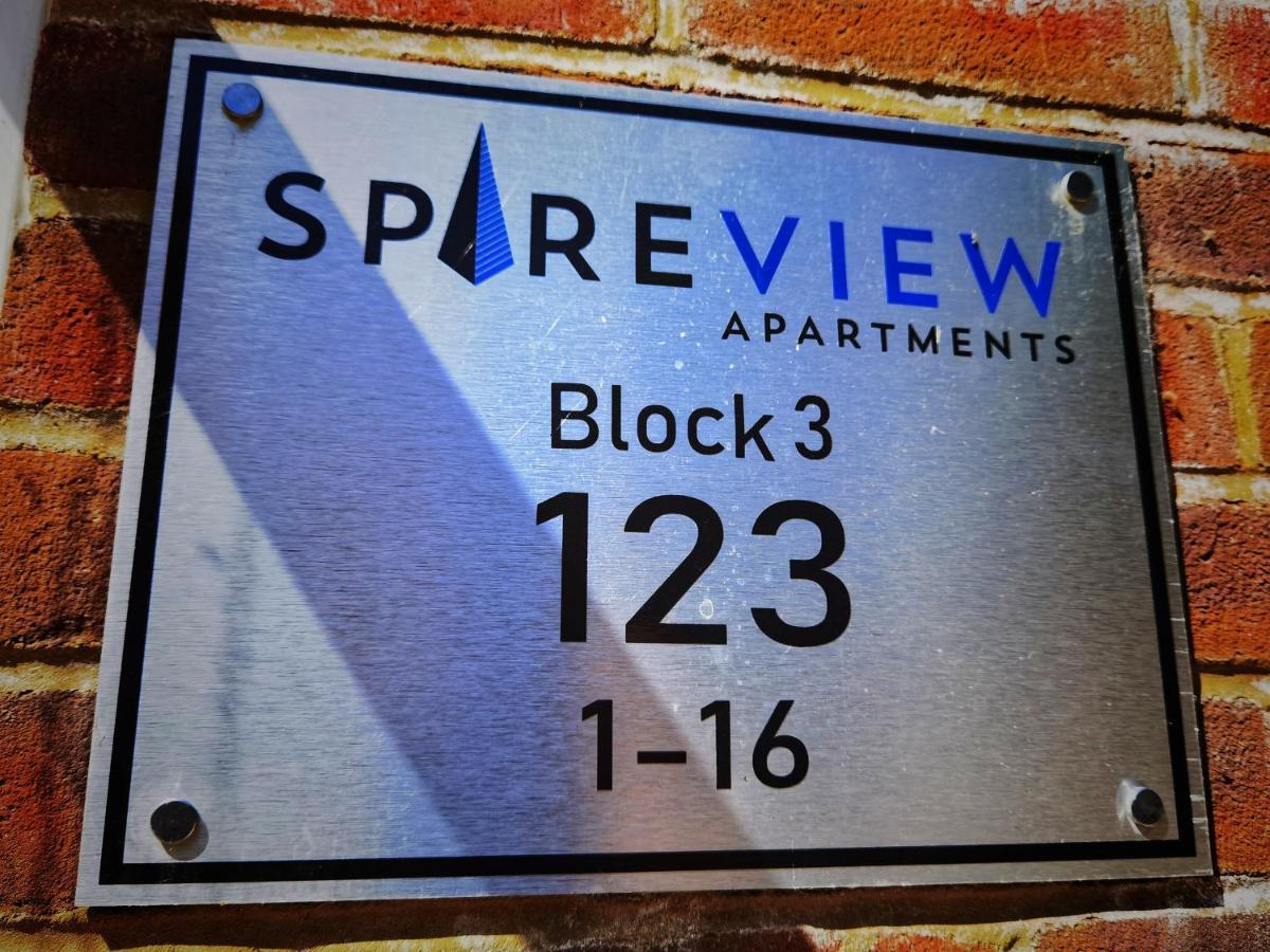 Spireview: Titanic-inspired 2-bedroom In * Southampton