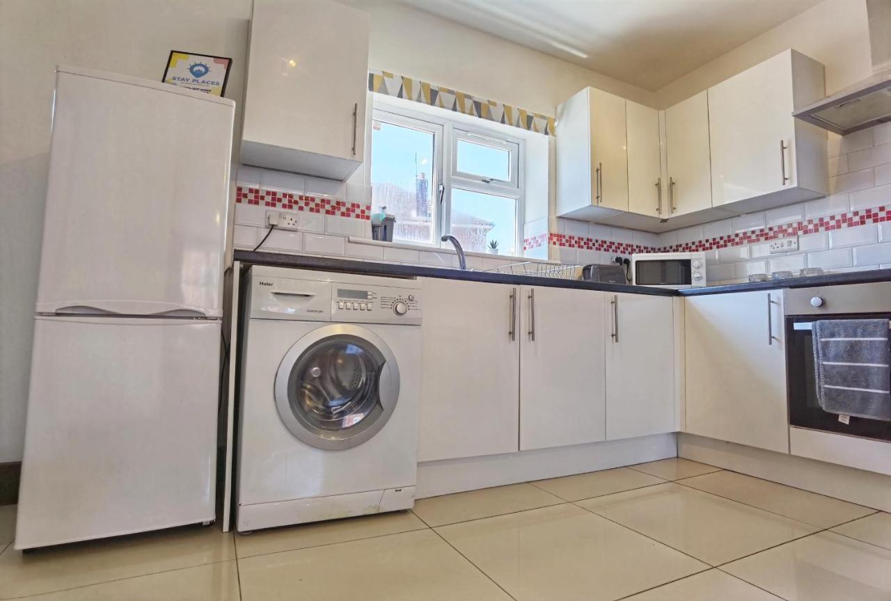 Flat 3 Lovely Spacious Available For Guests Parking Wifi Apartamento Southampton