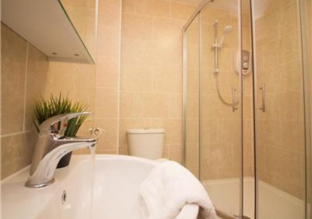 Apartment Stayzo Castle Point 6 - Premier *