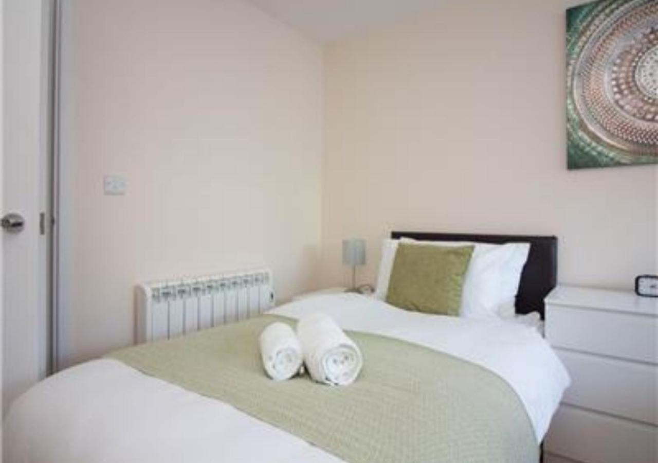 Apartment Stayzo Castle Point 6 - Premier