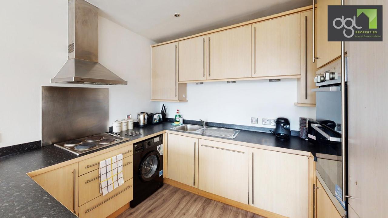 Dgl Properties Serviced 2 Bedroom Ocean Village Apartamento