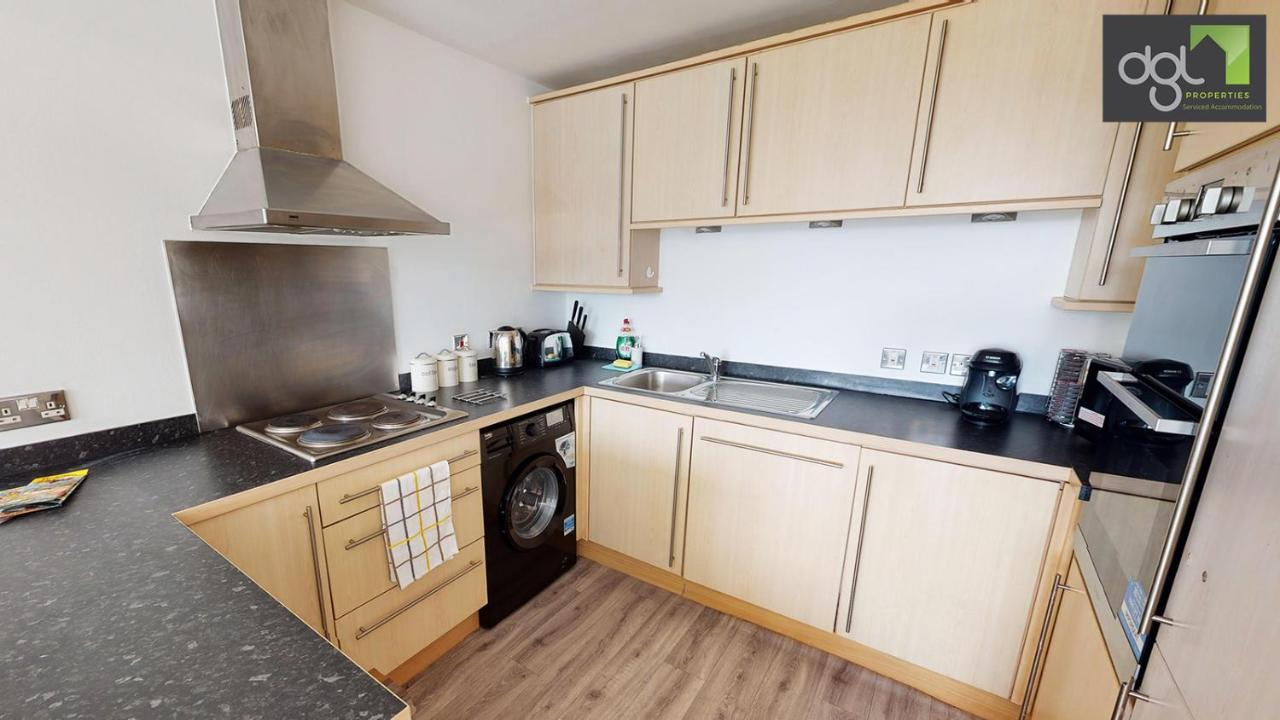 Dgl Properties Serviced 2 Bedroom Ocean Village Apartamento Southampton