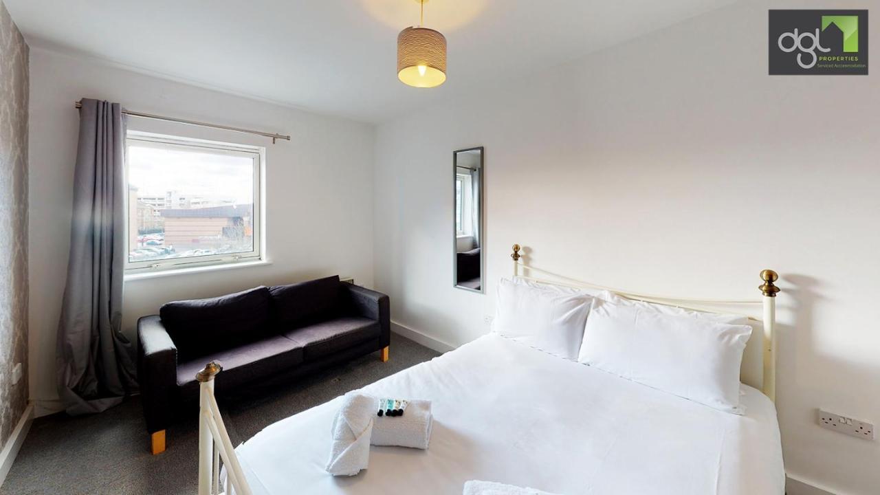 Dgl Properties Serviced 2 Bedroom Ocean Village Apartamento