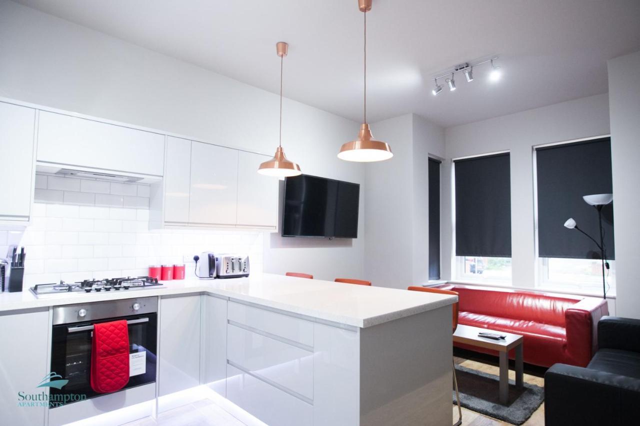 Mayflower House Apartment