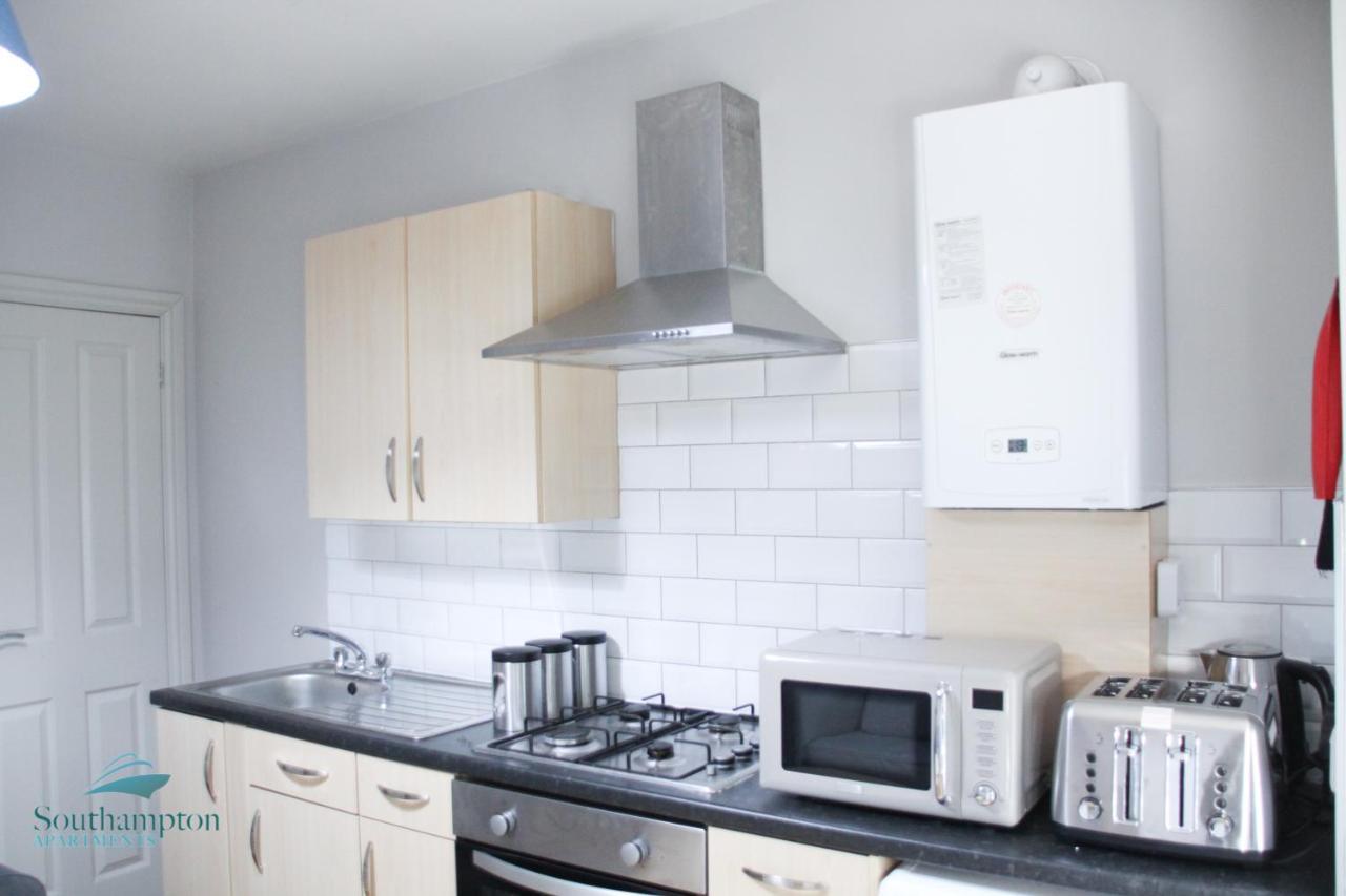 Shirley Apartment