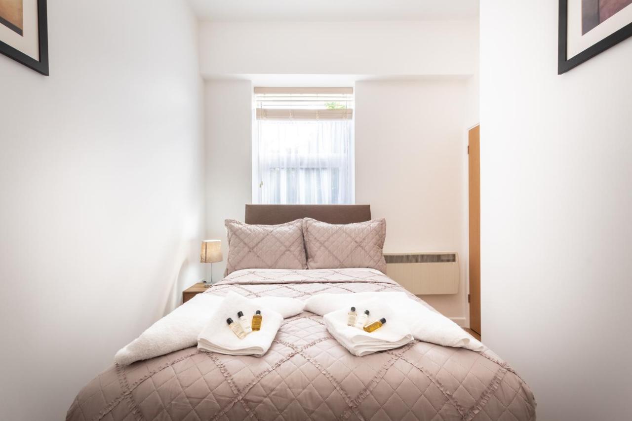 Silver Moon, 2 Bedrooms In Free Parking * Southampton