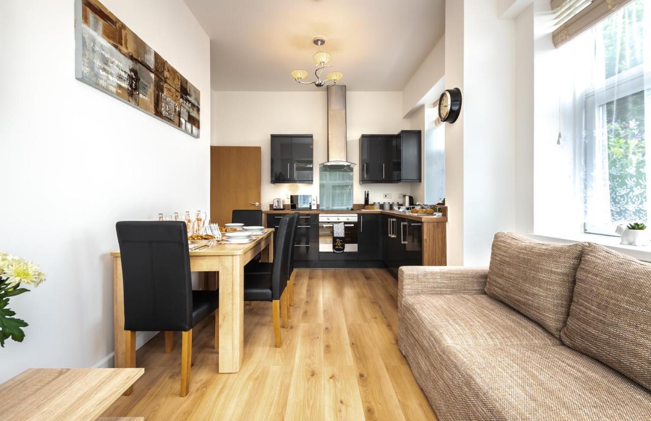 Silver Moon, 2 Bedrooms In Free Parking Apartamento