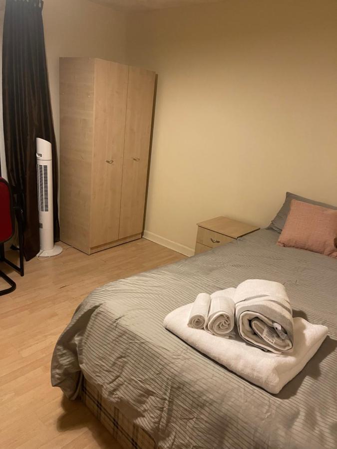 Blackberry Self-catering Capsule hotel