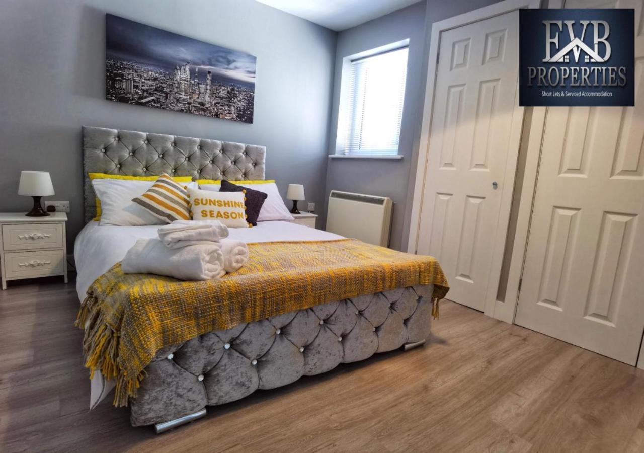 Spireview: Titanic-inspired 2-bedroom In Apartment *
