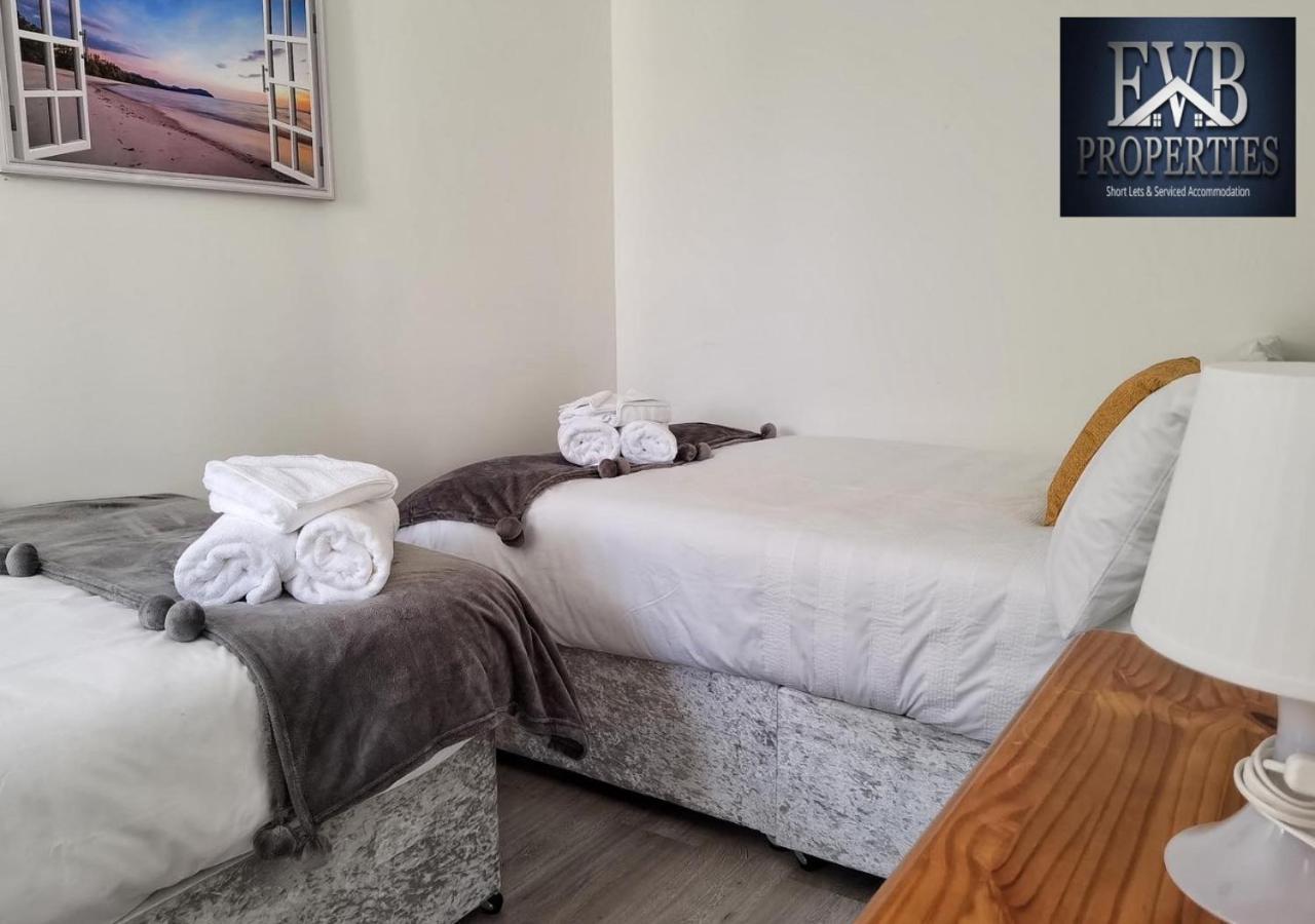 Spireview: Titanic-inspired 2-bedroom In *