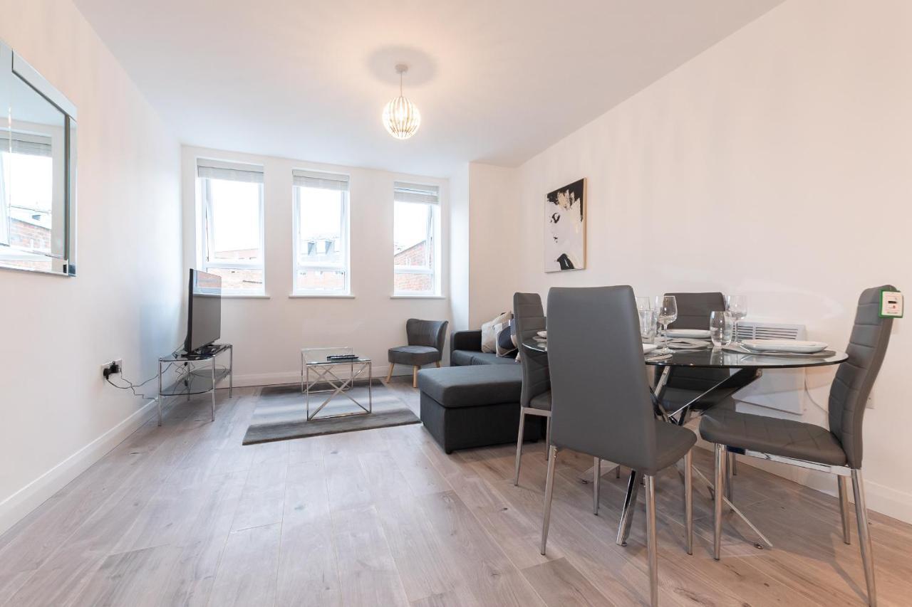 Apartments: Location With Parking * Southampton