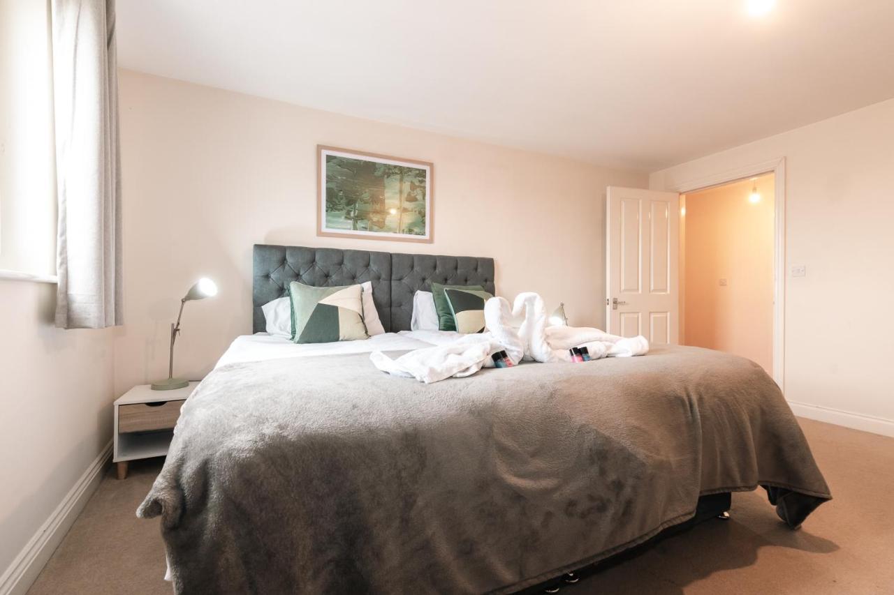 Apartment Centre Loft: Spacious 3-bed With Secure Parking Southampton