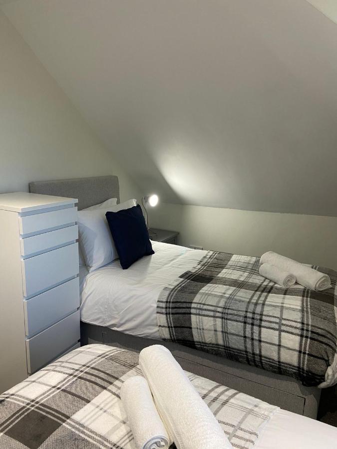 Gladstone By Bluebell * Southampton