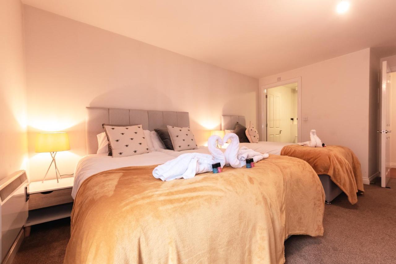 Centre Loft: Spacious 3-bed With Secure Parking Southampton