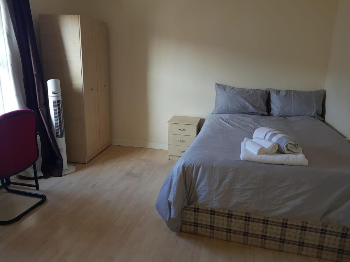 Capsule hotel Blackberry Self-catering