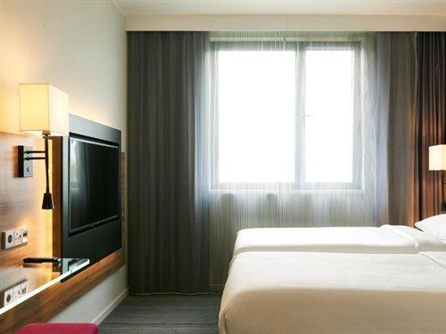 Moxy Hotel Southampton