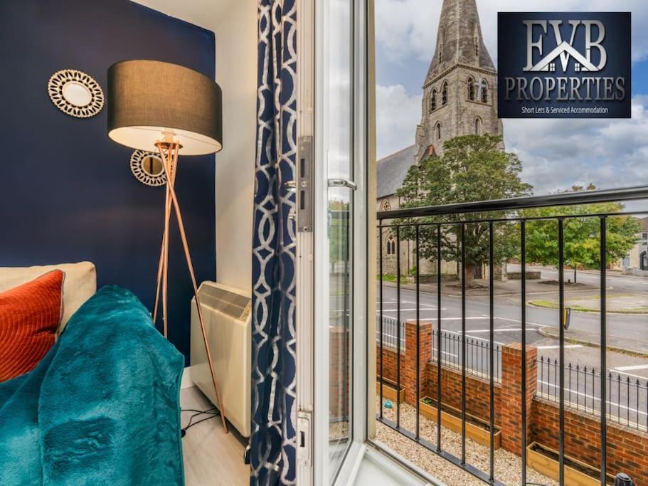 Apartment Charming Cosy Getaway Ideal For Leisure & Business *